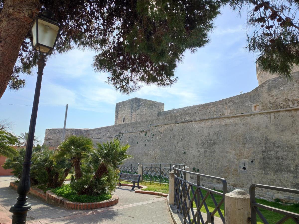 Dimora Della Marchesa - Al Duomo Lägenhet Manfredonia Exteriör bild